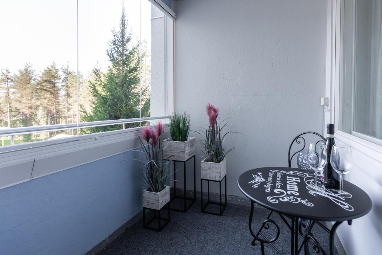 Family Home Vanamo Рованиеми Экстерьер фото
